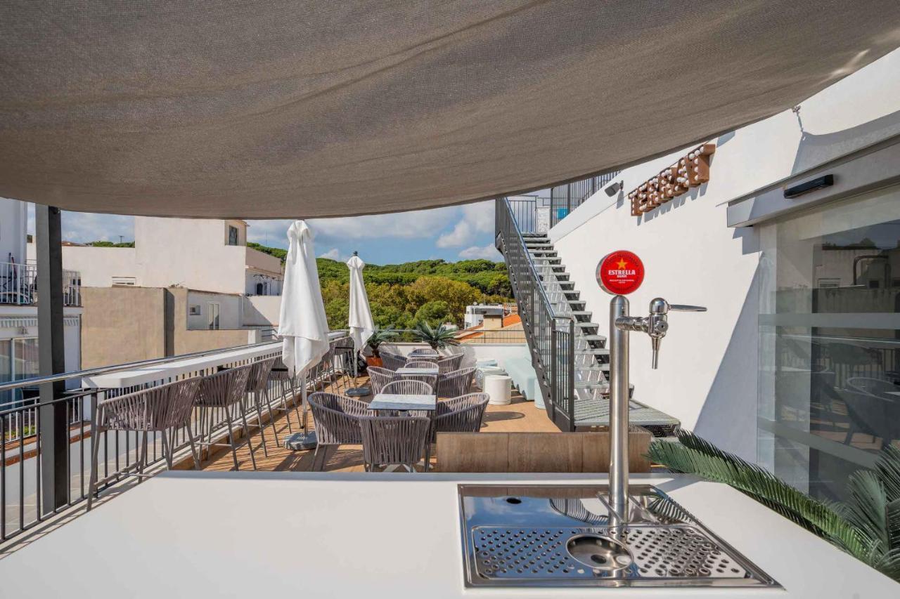 Neptuno Hotel & Spa 4 Sup Calella Exterior photo