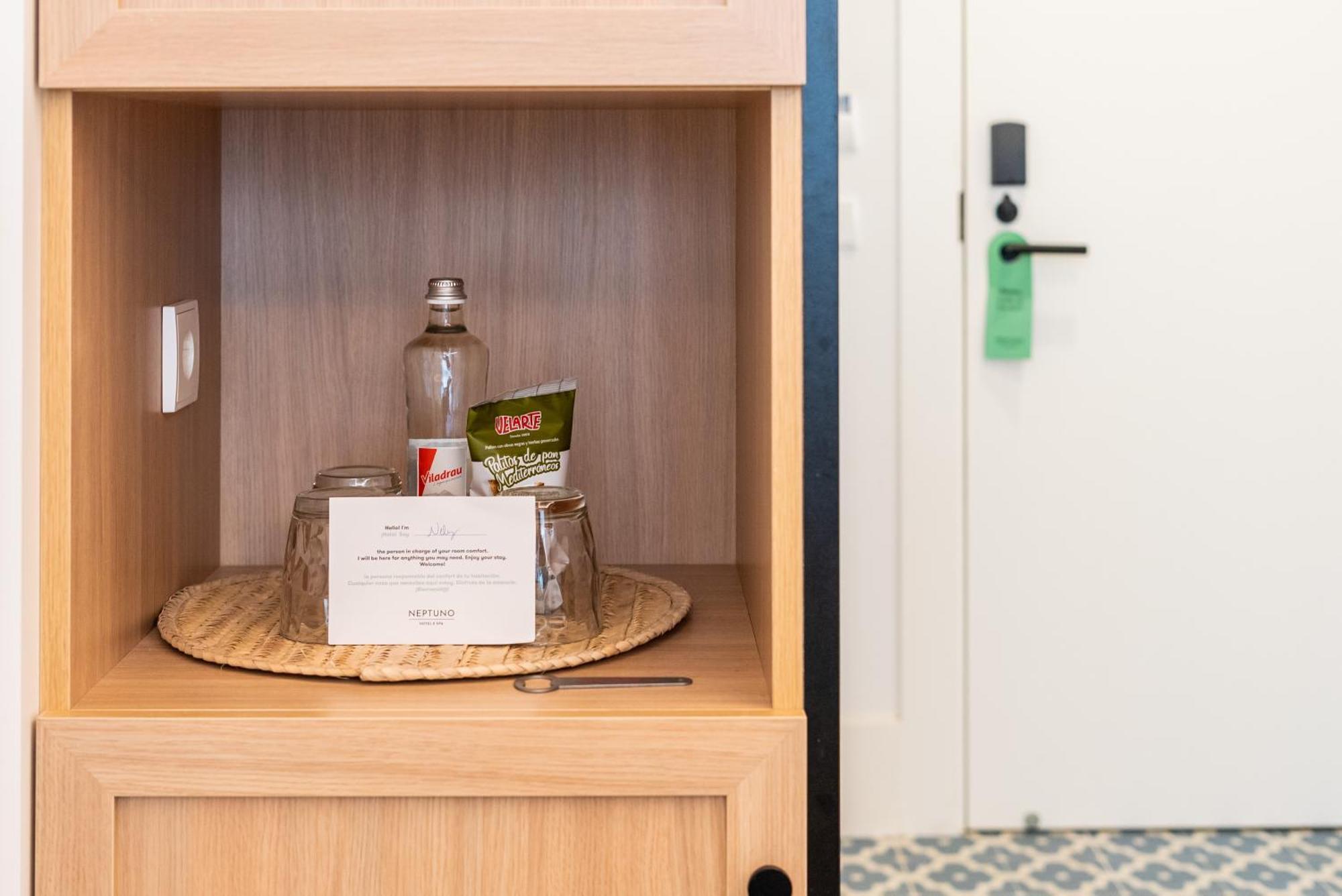 Neptuno Hotel & Spa 4 Sup Calella Room photo